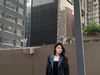 魅力十足的大狗——给女生带来终生安全感（威猛而帅气，值得女生托付终生的大狗伴侣）